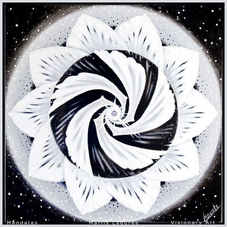 ENERGY 100 cm x 100 cm Glaze, oil on canvas crystal